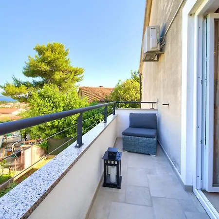 Tramonto Apartman Krk Town